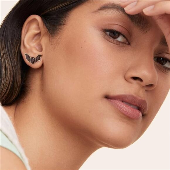 Lovely Halloween Stud Earrings Set | Pumpkin, Vampire Bat & Lip Designs. - Picture 5 of 6